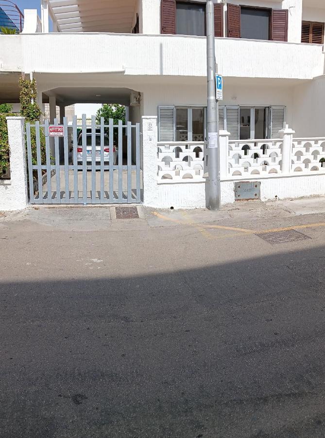 Casa Bro Villa Torre dell'Orso Exteriör bild